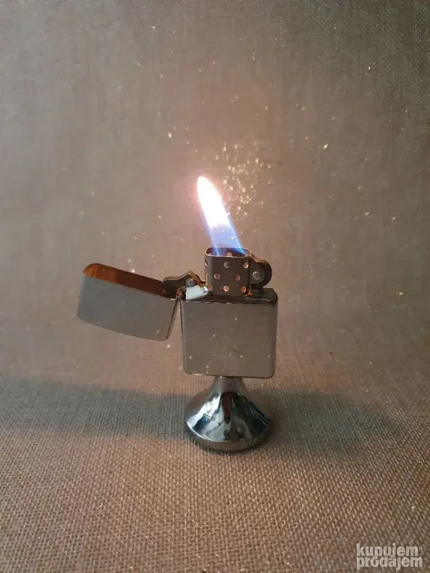 ZIPPO stoni upaljač ( table lighter ) RETKO
