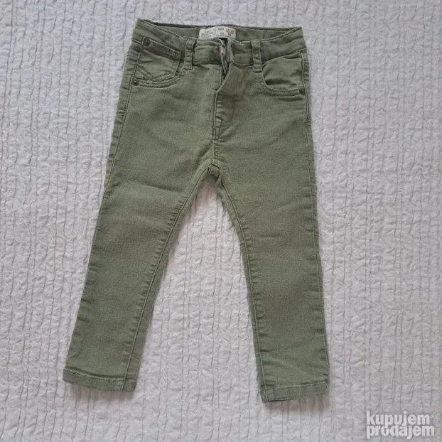 Zara farmerke za bebu 18m