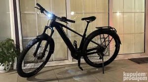 Cube Reaction Race fabrički 32kmh 800wh nov