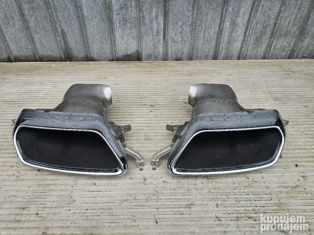 Volvo xc40 izduv ukrasni 31407370