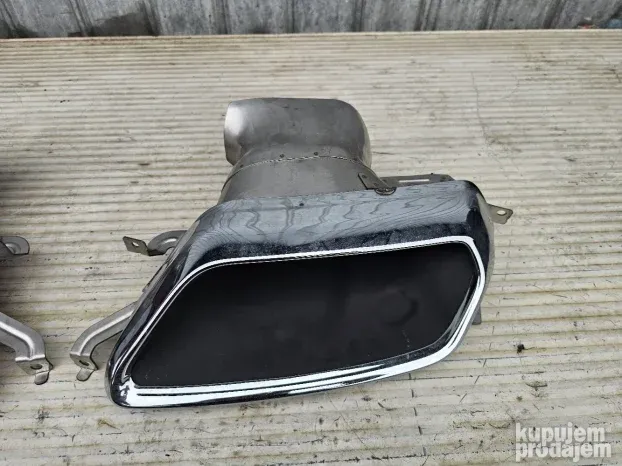 Volvo xc40 izduv ukrasni 31407370