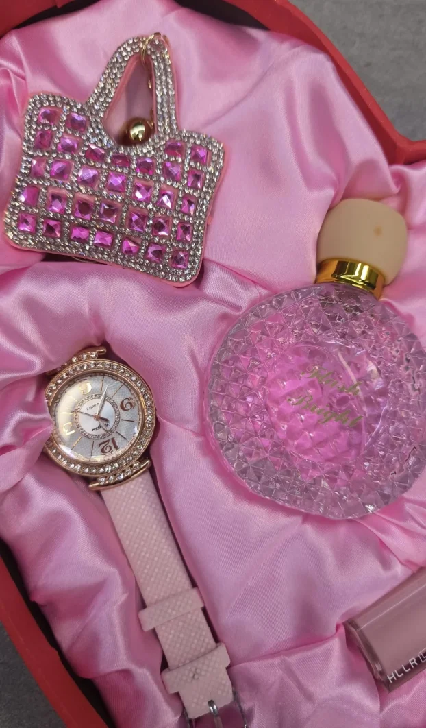 Poklon set u obliku srca