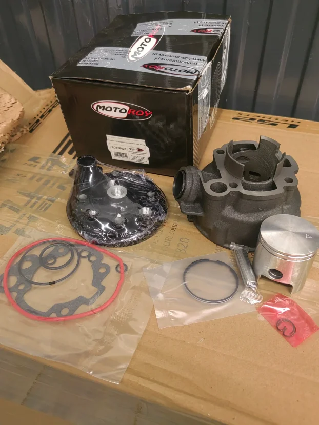 Cilindar kit 90cc za minarelli Am6 sa glavom