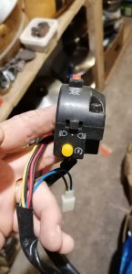 prekidac svetla i migavca od atv i krosa 49 i 100cc.