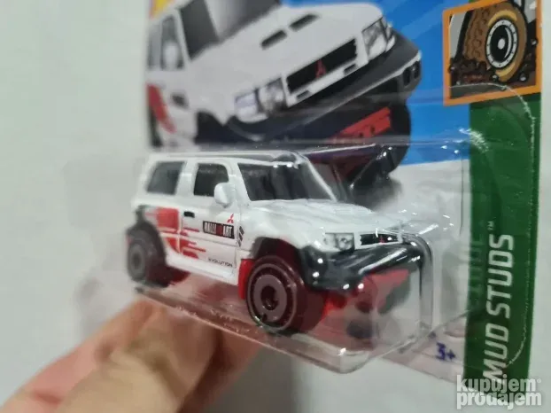 HW Hot Wheels Mitsubishi Pajero Evolution Mud Studs 3/5