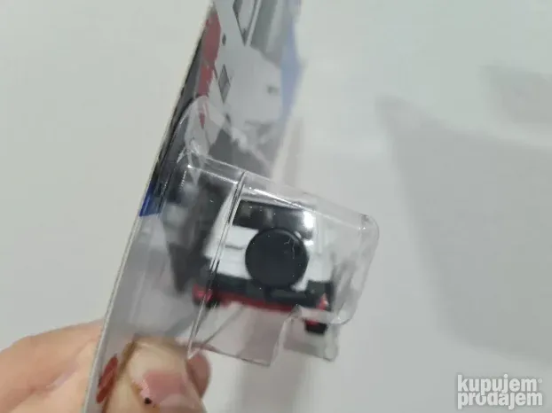 HW Hot Wheels Mitsubishi Pajero Evolution Mud Studs 3/5