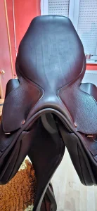 Sedlo novo 17.5