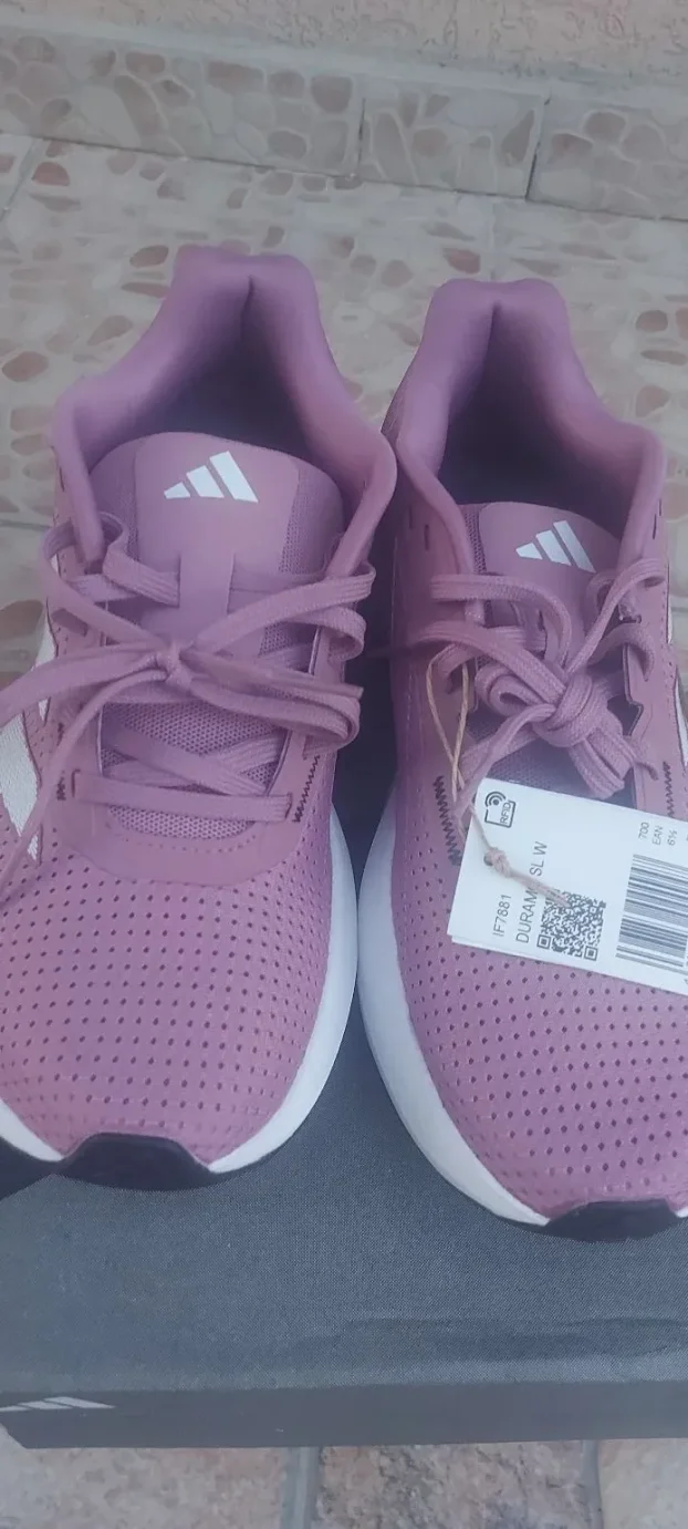 Adidas patike vel. 40 - novo