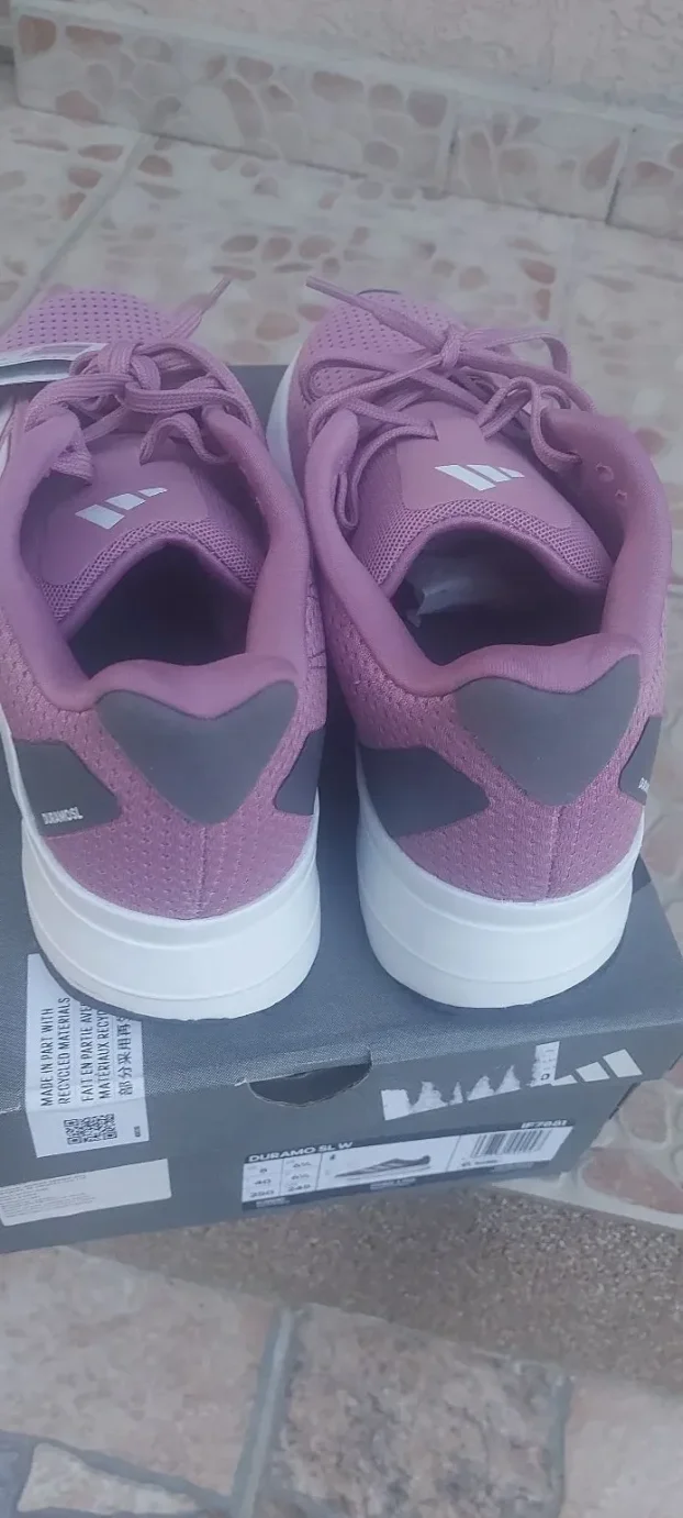Adidas patike vel. 40 - novo