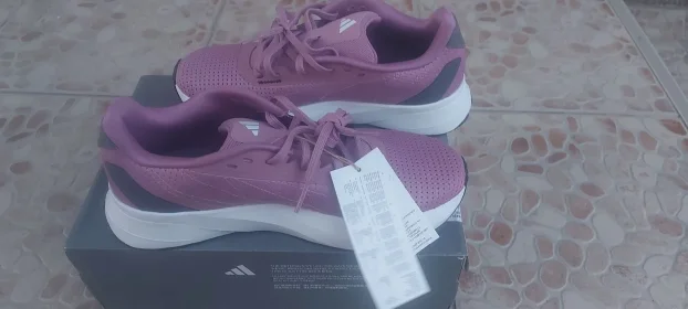 Adidas patike vel. 40 - novo