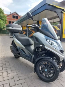 Piaggio Mp3 300hpe B kategorija