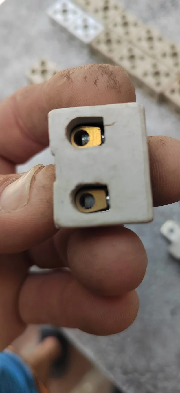 keramicke kleme,za tea,i slicno