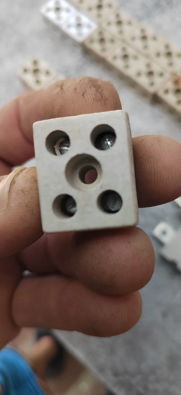 keramicke kleme,za tea,i slicno