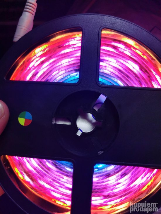 Led TRCECA traka RGB IC2811 5m za reklame i izloge