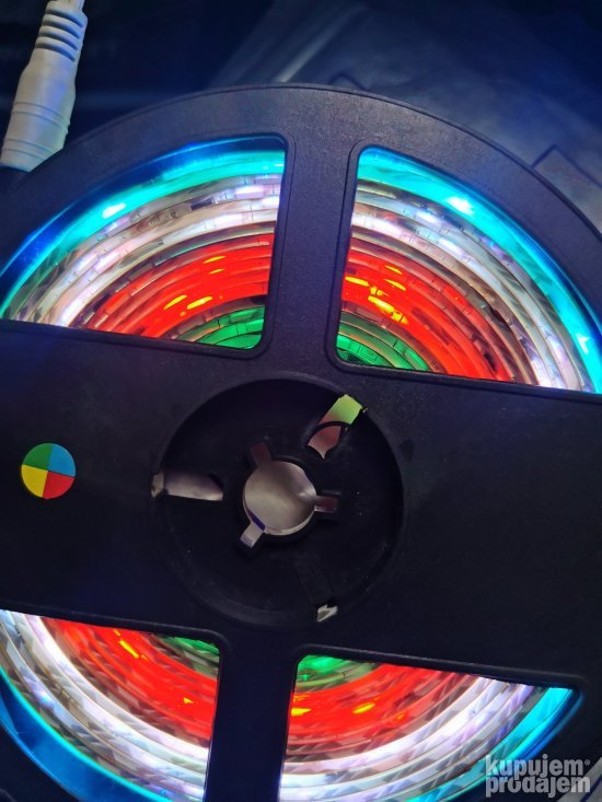 Led TRCECA traka RGB IC2811 5m za reklame i izloge