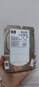 SAS Hard disk od 600Gb velicine 3.5incha za SERVER br.3
