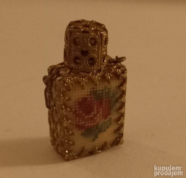 Antikv. mirisnica br.27