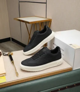 Louis Vuitton patike RASPRODAJA 44. BROJ