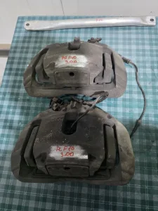 Prednja klesta bmw 5 f10 f11 3.0d n57