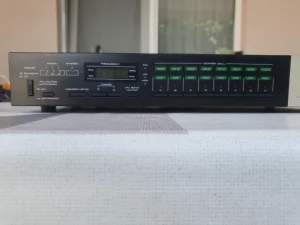 Pioner TX-930TL digital sythesized tuner