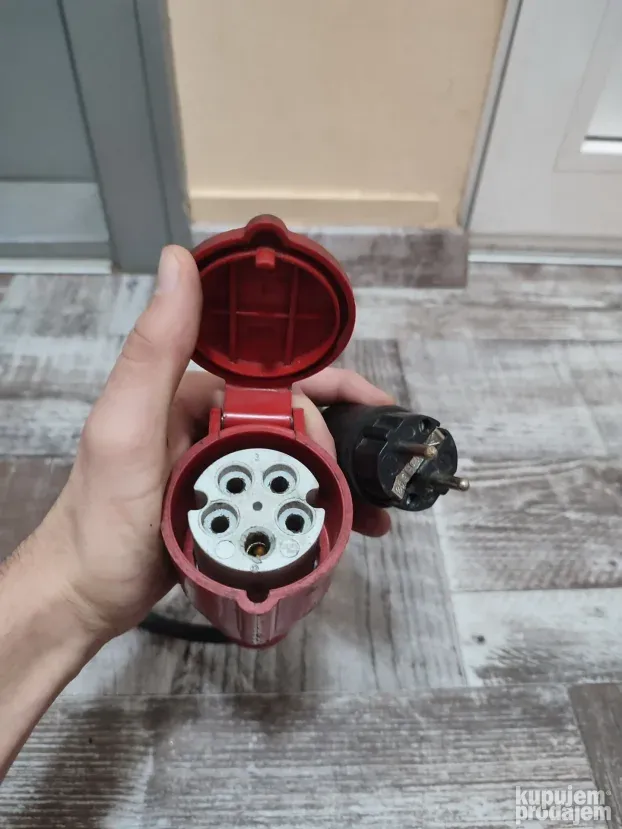 Multifunkcionalni električni tester MetarTester 4