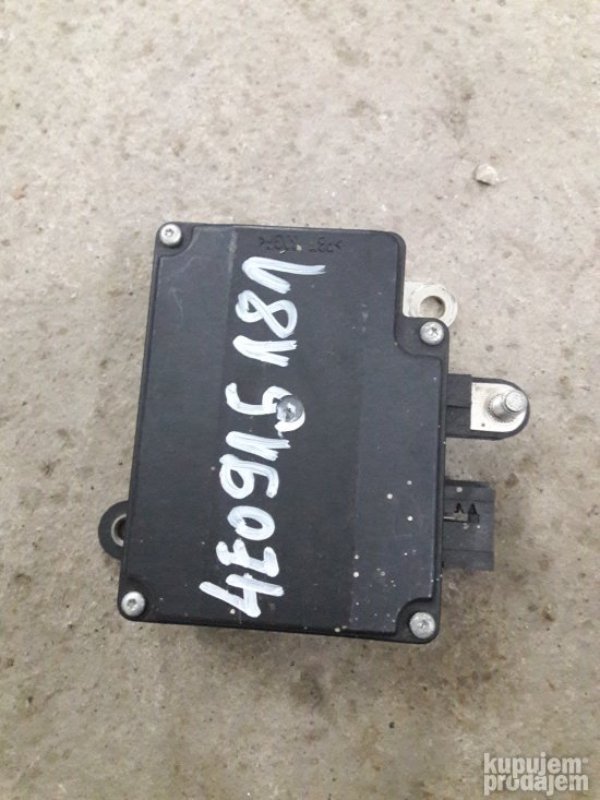 AUDI A8 D3 Kontrolni modul akumulatora 4E0 915 181