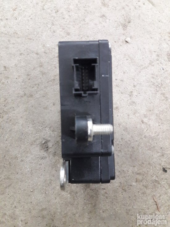 AUDI A8 D3 Kontrolni modul akumulatora 4E0 915 181