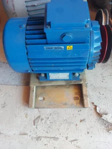 Elektromotor trofazni