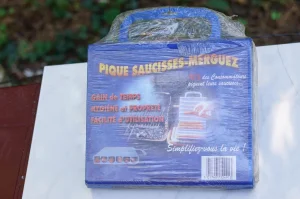 Posuda-tašna za čuvanje kobasica i ćevapa