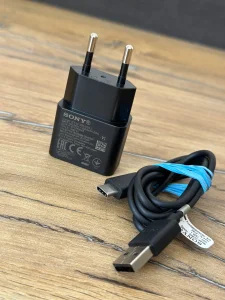 Original Sony punjac +USB