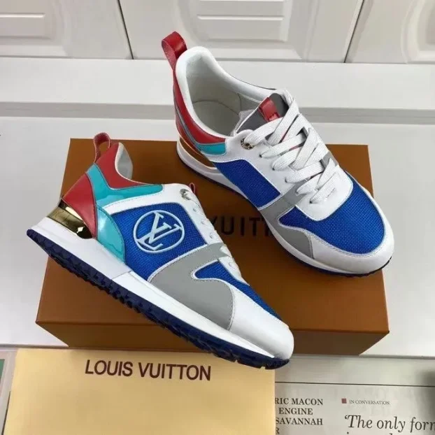 Louis Vuitton run away