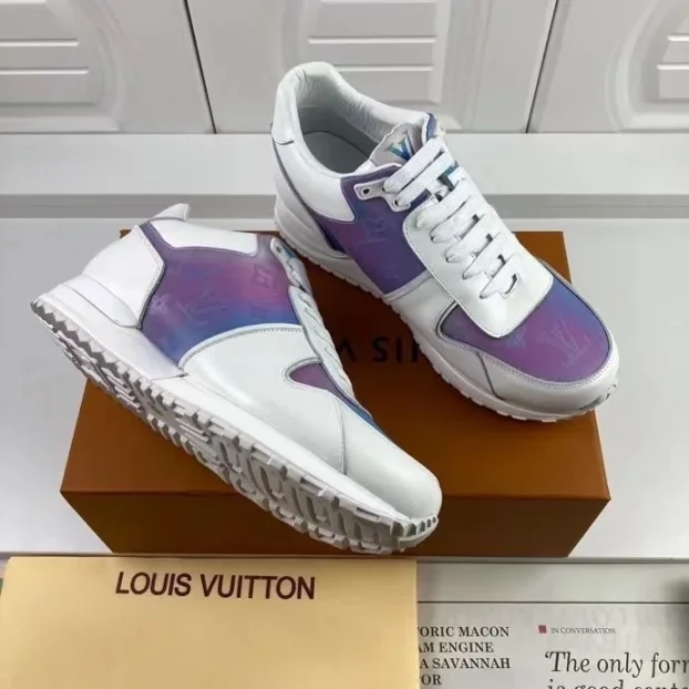 Louis Vuitton run away