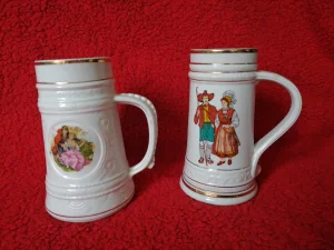 Stare porcelanske krigle cena po komadu