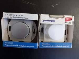 REV modularni uzidni potenciometri + maska