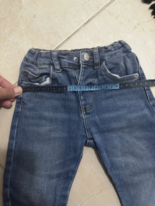 Zara farmerke za decaka 98