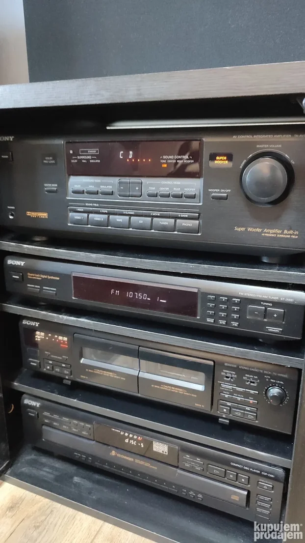 Sony komplet muzički stub, muzička linija