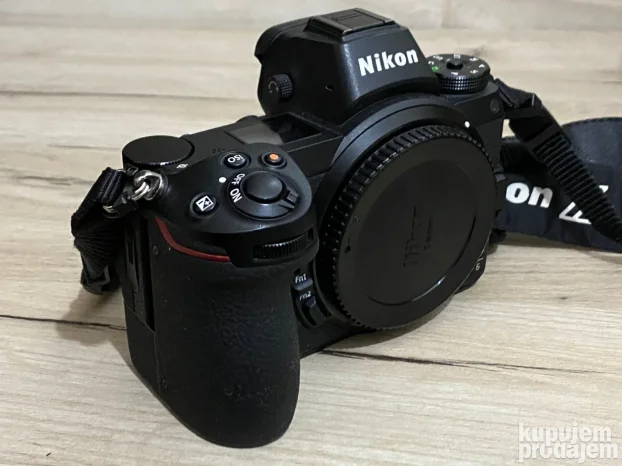 Nikon Z6 + cage 13.662 okidanja