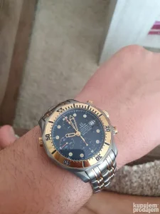 Omega James Bond zlato Titanium.