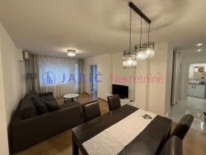 Jurija Gagarina, Blok 45, 3.0 trosoban, 60 m²