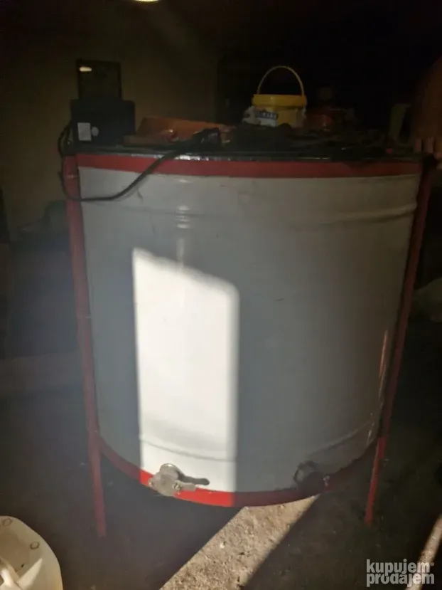 Radijalna centrifuga 24 rama