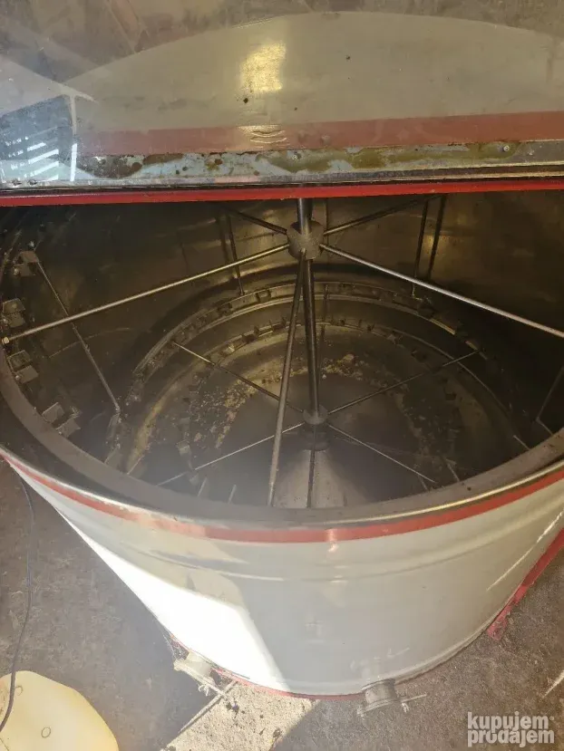 Radijalna centrifuga 24 rama