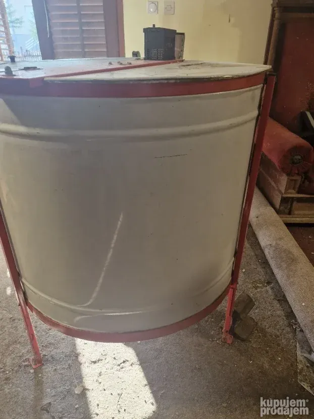 Radijalna centrifuga 24 rama