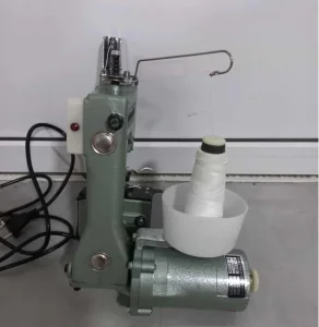 Masina za sivenje dzakova