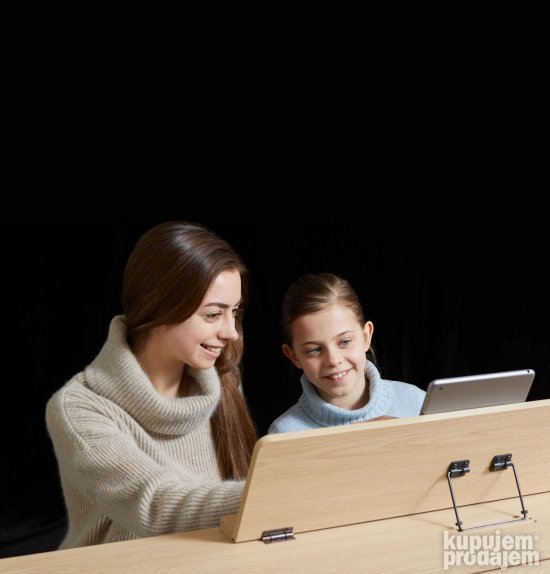 Roland HP-702 elektricni klavir