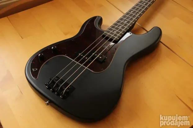 Harley Benton Precision lefthand