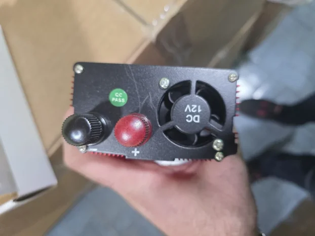 Pretvarač, inverter sa 12 na 230v