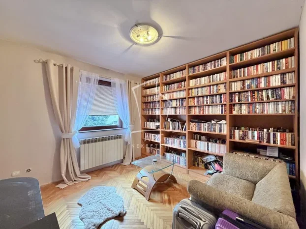 Učiteljska, Učiteljsko naselje, 5+ petosobna, 140 m²