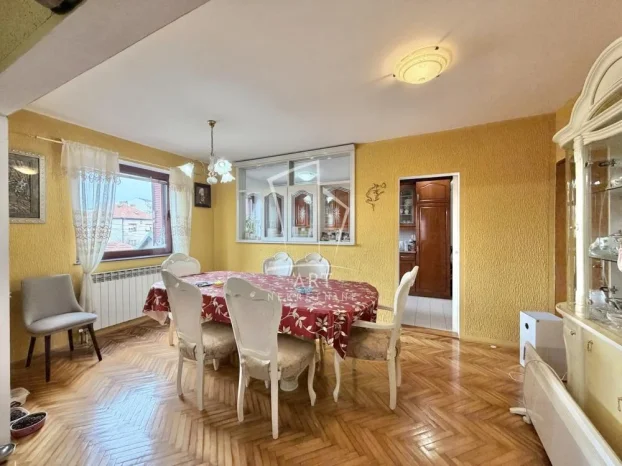 Učiteljska, Učiteljsko naselje, 5+ petosobna, 140 m²