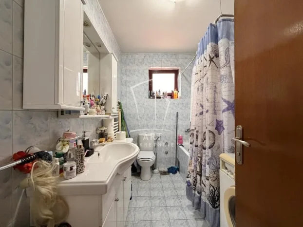 Učiteljska, Učiteljsko naselje, 5+ petosobna, 140 m²