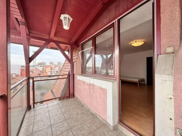 Učiteljska, Učiteljsko naselje, 5+ petosobna, 140 m²